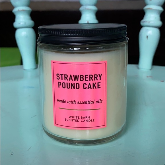 Bath & Body Works Other - Strawberry Pound Cake Single Wick
